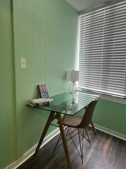 Cosy 3-bedroom Downtown Walk To Convention Center Tampa