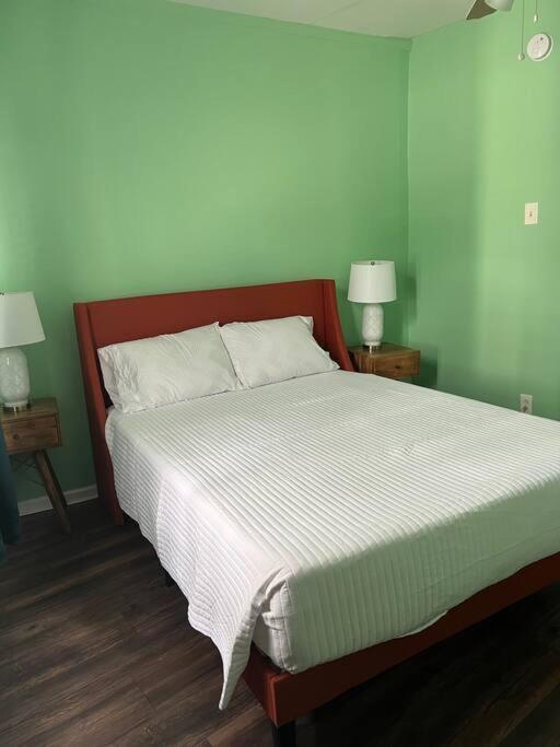 Cosy 3-bedroom Downtown Walk To Convention Center * Tampa